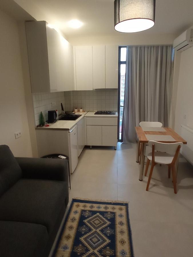Izo'S Home 库塔伊西 外观 照片